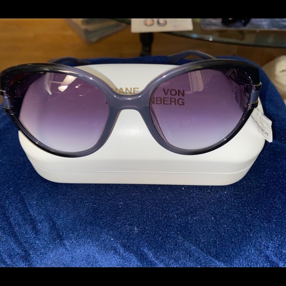 Diane von Furstenberg “Gwen” sunglasses main image 8